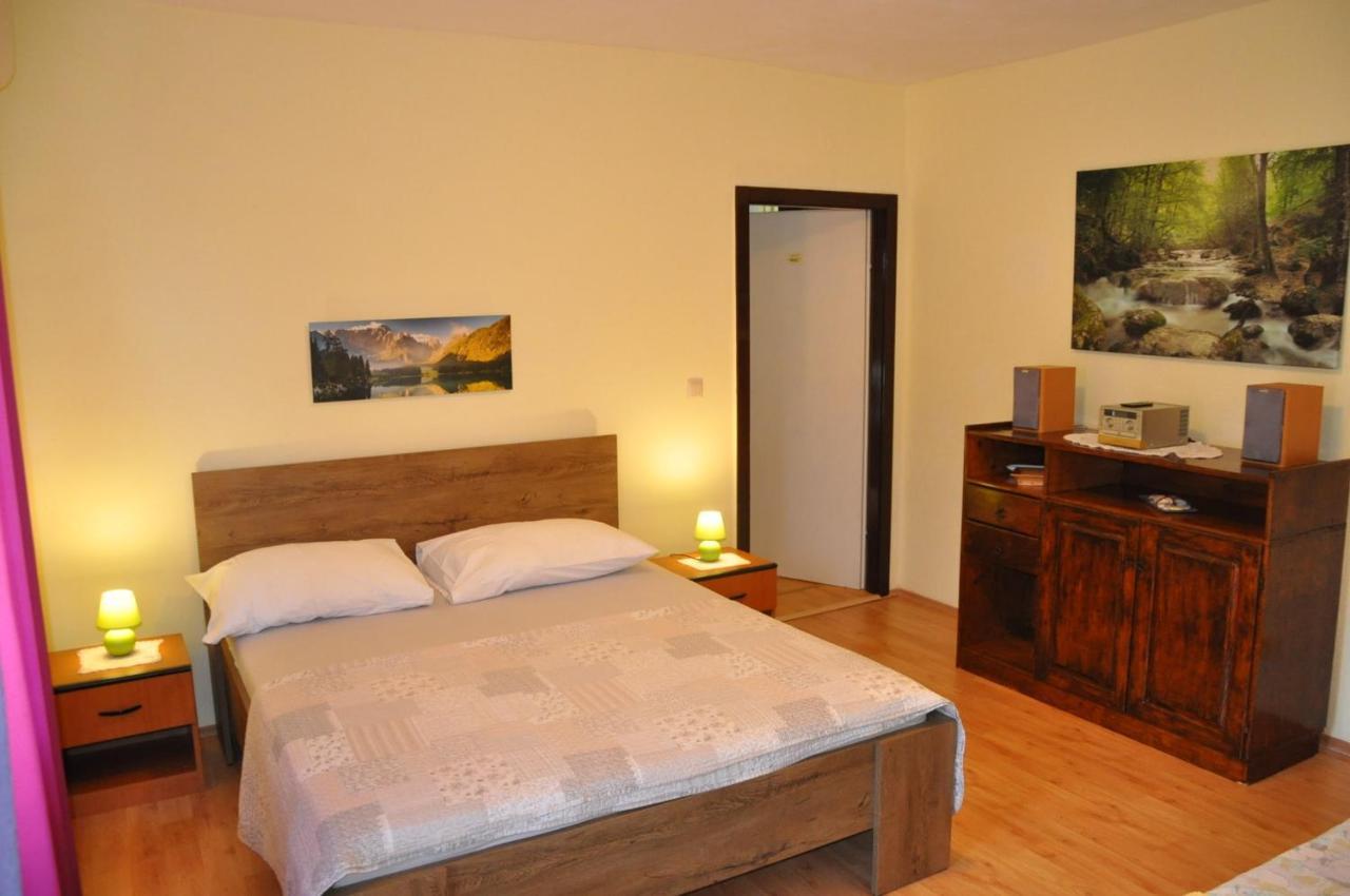 Apartments With A Parking Space Opric, Opatija - 7728 Lovran Εξωτερικό φωτογραφία
