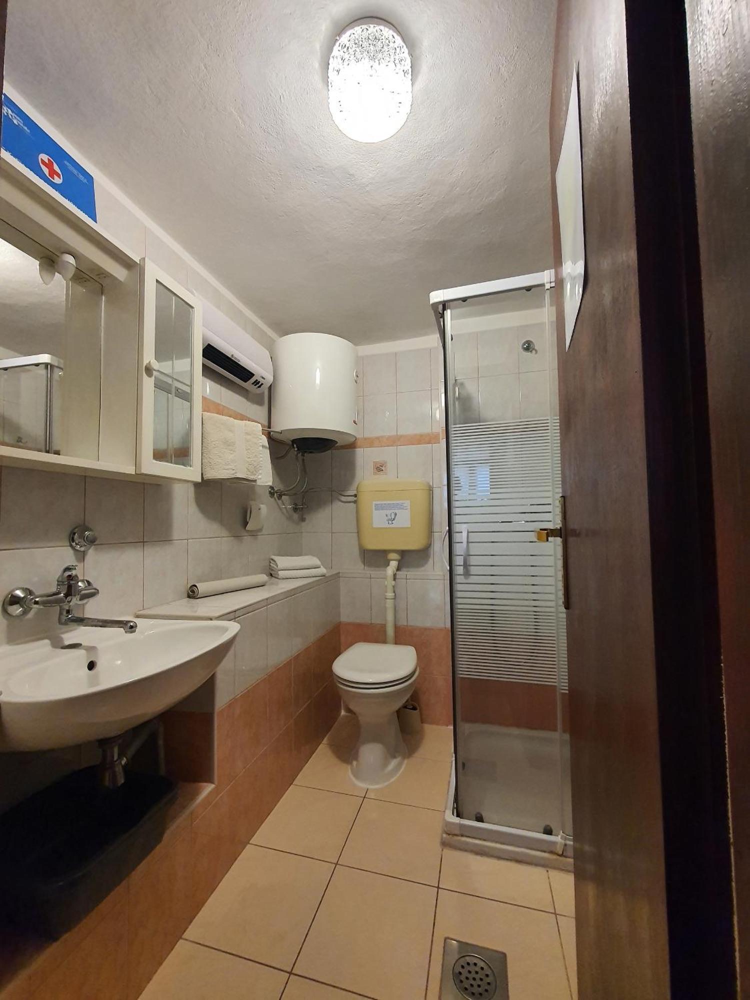 Apartments With A Parking Space Opric, Opatija - 7728 Lovran Εξωτερικό φωτογραφία