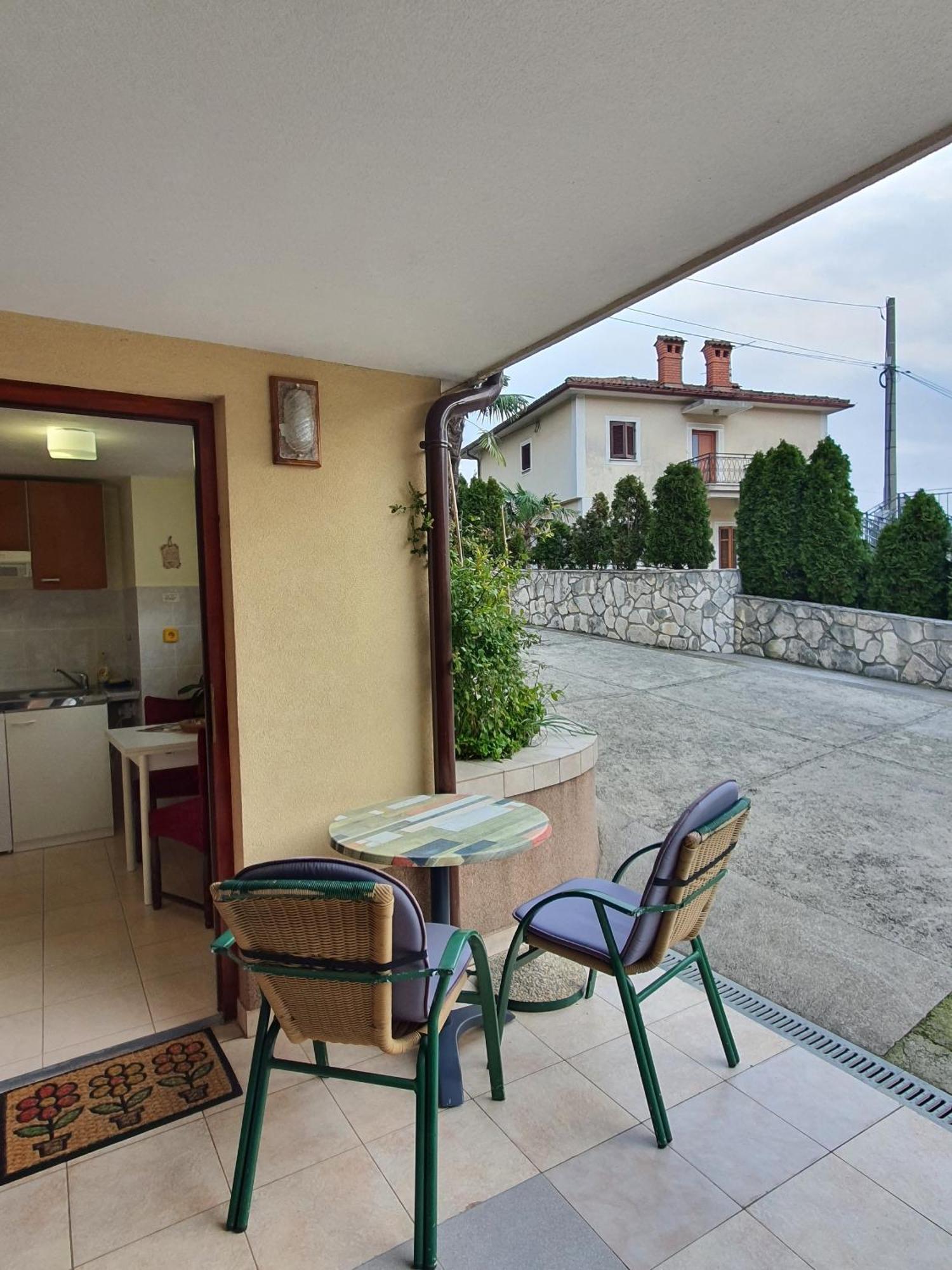 Apartments With A Parking Space Opric, Opatija - 7728 Lovran Εξωτερικό φωτογραφία